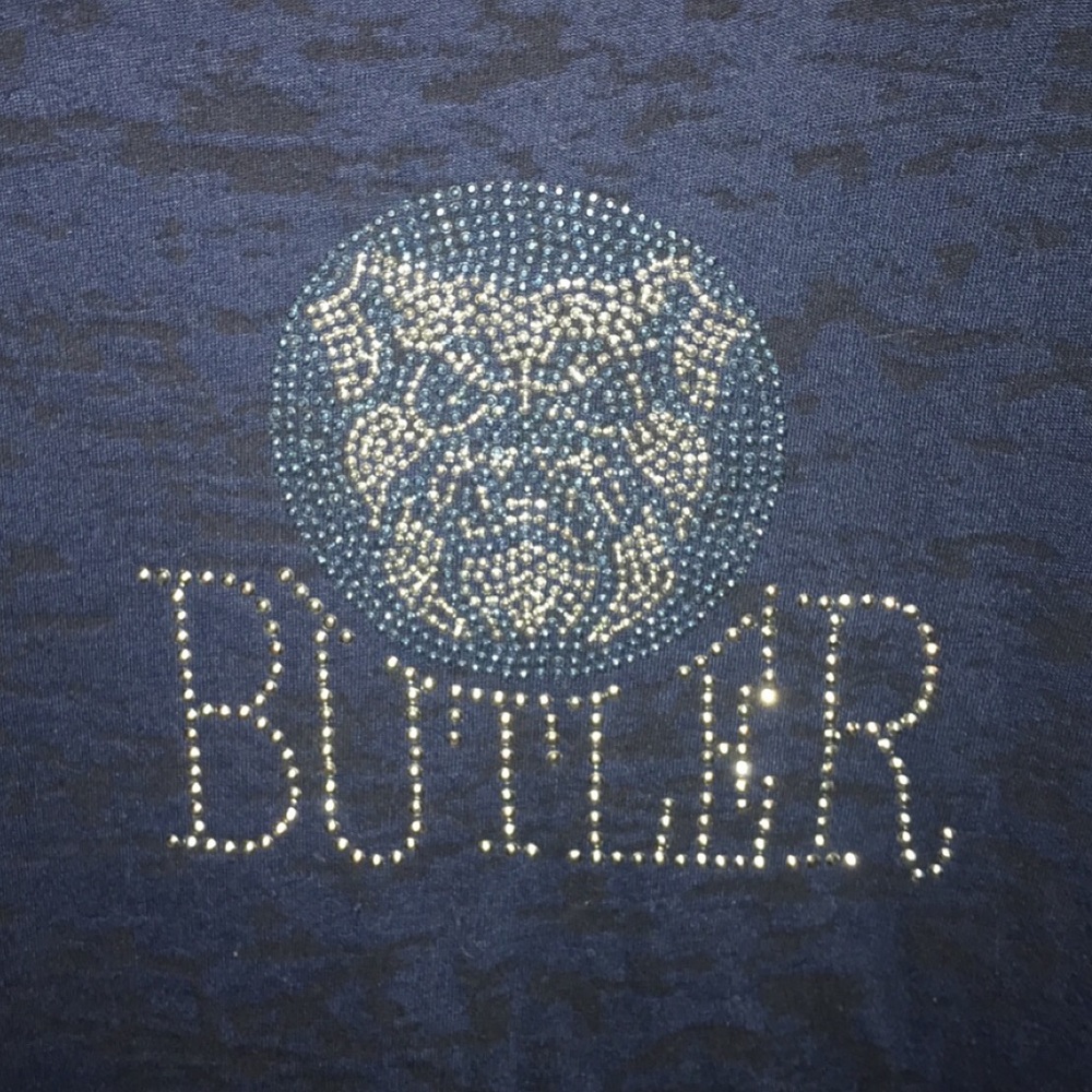 Butler Longsleeve - Picture 2 of 4